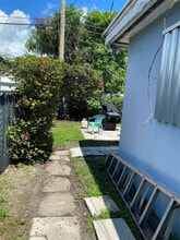 6901 SW 6th St in Pembroke Pines, FL - Building Photo - Building Photo