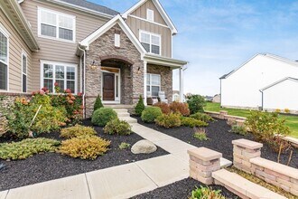 5962 Laurel Ln in Delaware, OH - Building Photo - Building Photo