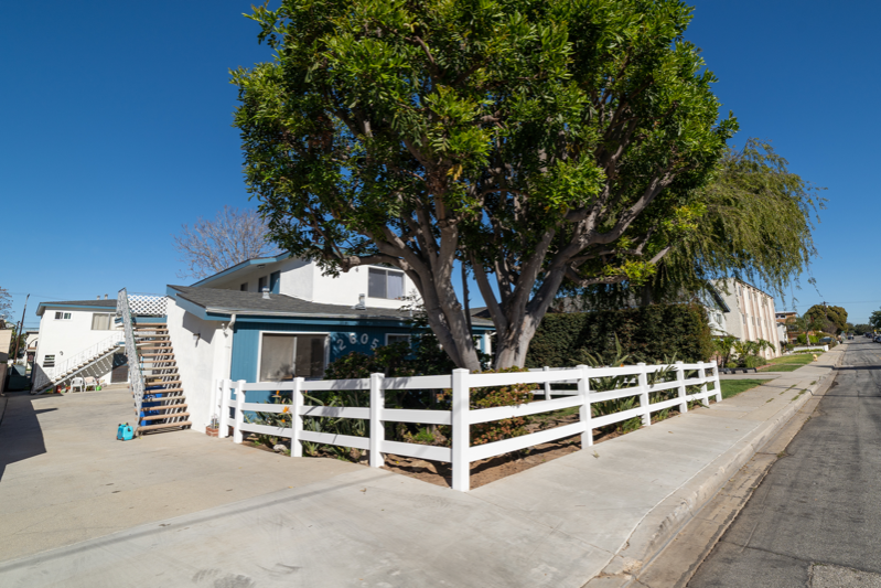 2605 Gates Ave in Redondo Beach, CA - Building Photo