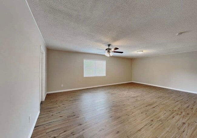 1704 Newton St in Orlando, FL - Foto de edificio - Building Photo