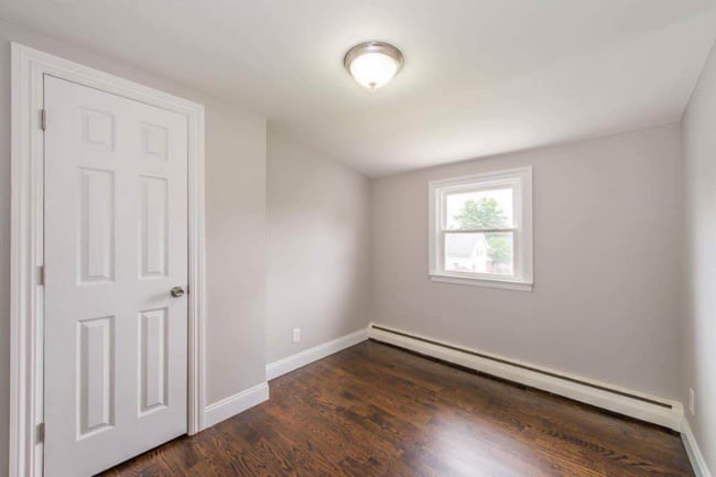 160 Hartman Ave in Garfield, NJ - Building Photo - Building Photo