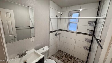1245 W 30th St in Jacksonville, FL - Building Photo - Building Photo