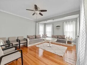 15 Ancona Rd in Worcester, MA - Foto de edificio - Building Photo