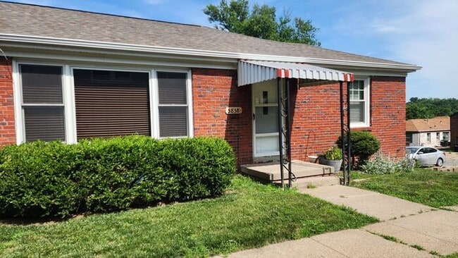 property at 5838 Lafayette Ave