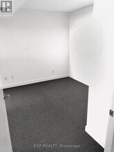 160 Flemington Rd in Toronto, ON - Building Photo - Building Photo