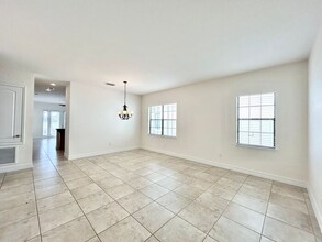 8340 Prestbury Dr in Orlando, FL - Building Photo - Building Photo