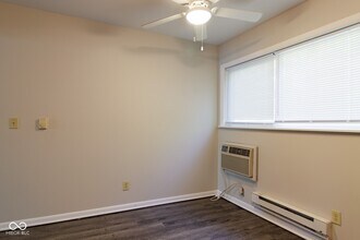 5915 Devington Rd in Indianapolis, IN - Building Photo - Building Photo