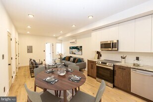 2207 N 4th St in Philadelphia, PA - Building Photo