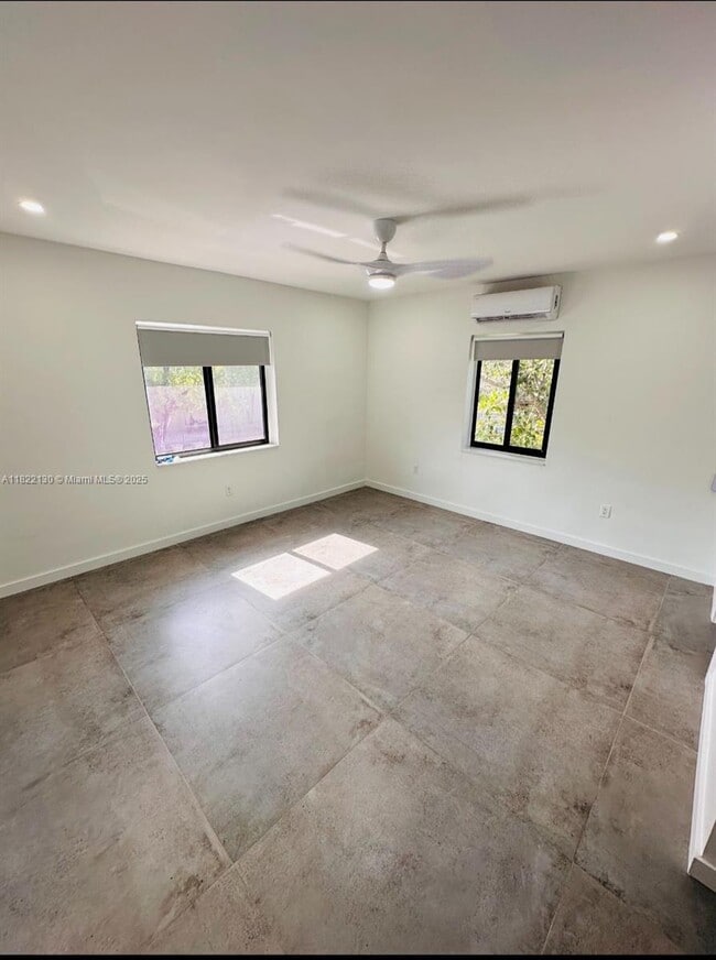 5541 NW Miami Ct in Miami, FL - Building Photo - Building Photo