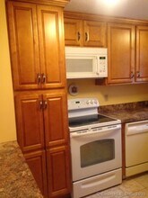 36 N Mountain Rd in New Britain, CT - Building Photo - Building Photo