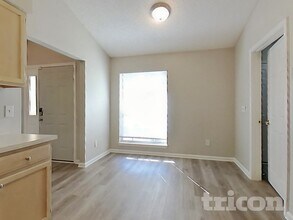 11329 Hartland Rd in Jacksonville, FL - Building Photo - Building Photo