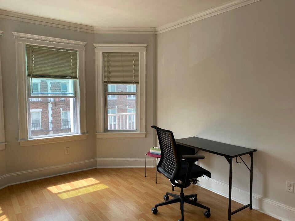 31 Ransom Rd in Boston, MA - Building Photo
