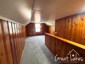 23105 Brittany Ave in Eastpointe, MI - Foto de edificio - Building Photo