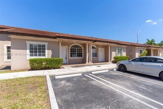 13713 SW 170th Terrace in Miami, FL - Building Photo - Building Photo