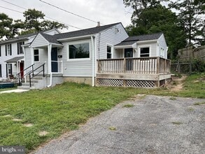 904 Gilbert Rd in Rockville, MD - Building Photo - Building Photo