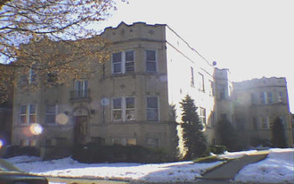 5253-5255 W School St Apartments