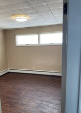 454 Walnut St, Unit 454 Walnut St Apt 2 in Meadville, PA - Building Photo - Building Photo