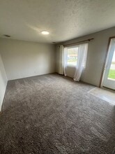 6 Ridge Ct in Springfield, IL - Building Photo - Building Photo