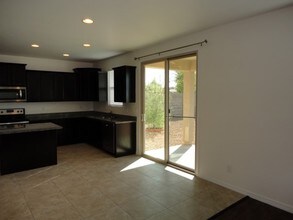 34360 N Levi Ct in Queen Creek, AZ - Foto de edificio - Building Photo