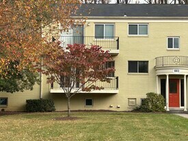10613 weymouth st 101 in Bethesda, MD - Building Photo