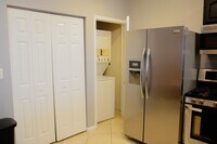 946 Brooks Ln, Unit 3 photo'