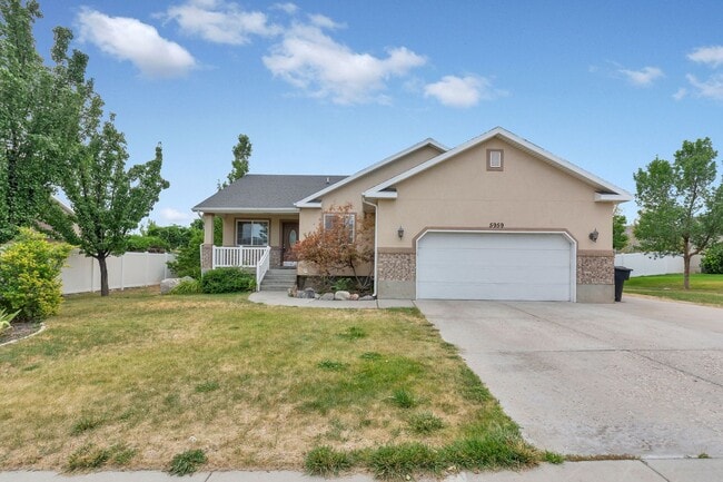 property at 5959 Moon Shadow Dr