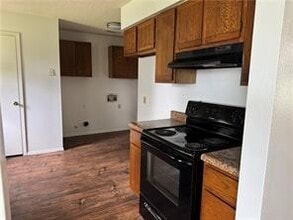 2700 McMillan Dr in Springdale, AR - Building Photo - Building Photo