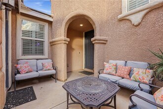 9801 Turtle Walk Ave in Las Vegas, NV - Building Photo - Building Photo