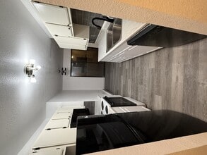 3870 E Leonesio Dr, Unit E1 in Reno, NV - Building Photo - Building Photo