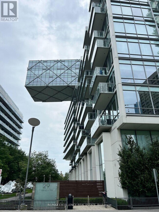 property at 29-1129 Queens Quay E