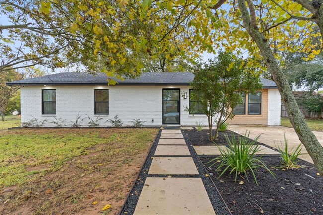 property at 1101 Hays St