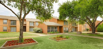 Country Oaks Apartments