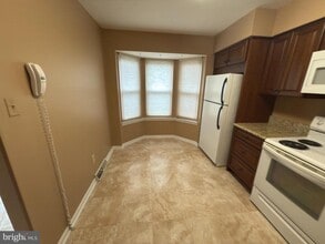 305 Ward Ct in Southampton, PA - Building Photo - Building Photo