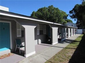 932 22nd St S in St. Petersburg, FL - Building Photo - Building Photo