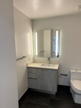 291 NW 30th St, Unit S in Miami, FL - Building Photo - Building Photo