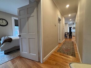 92 Pinckney St, Unit 5 in Boston, MA - Building Photo - Building Photo