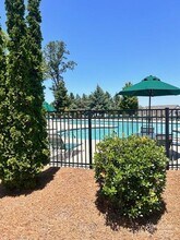 12926 Canterbury Castle Dr in Charlotte, NC - Building Photo - Building Photo