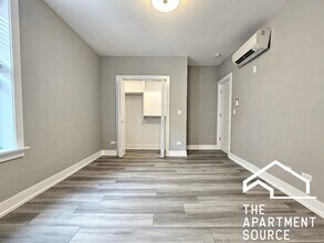 3939 N Janssen Ave, Unit w3 in Chicago, IL - Building Photo - Building Photo