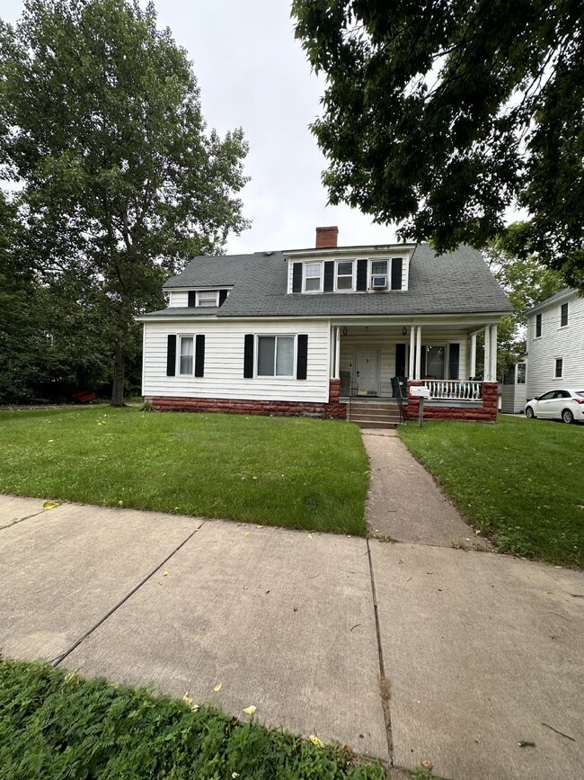 property at 308 Jefferson St