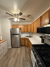 69 College Dr in Edison, NJ - Building Photo - Building Photo