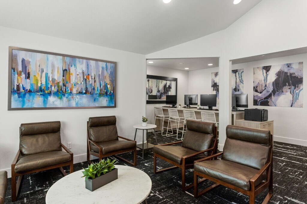 North Mountain Village Apartments in Phoenix, AZ