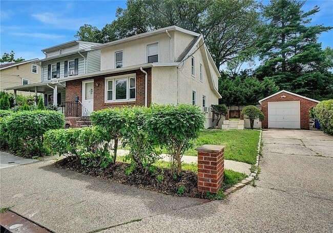 44 Fisher Ave in Tuckahoe, NY - Building Photo - Building Photo