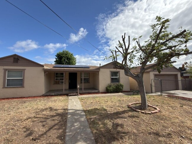 property at 986 Merritt Dr