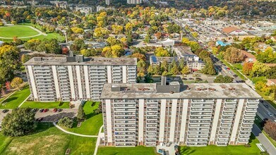 Cassandra Towers in Toronto, ON - Building Photo - Building Photo