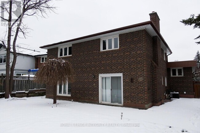 56 Francis St in Vaughan, ON - Building Photo - Building Photo