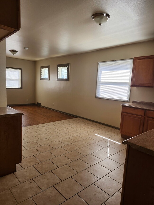 4821 N 19th Pl in Milwaukee, WI - Foto de edificio - Building Photo