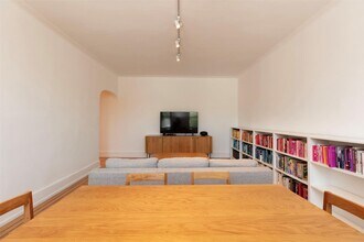 76-66 Austin St in Queens, NY - Building Photo - Building Photo