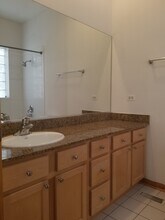 1319 W Belmont Ave, Unit 1 in Chicago, IL - Building Photo - Building Photo