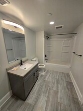 232 E Michigan Ave in Kalamazoo, MI - Building Photo - Building Photo