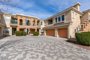 10600 Amber Ridge Dr in Las Vegas, NV - Building Photo